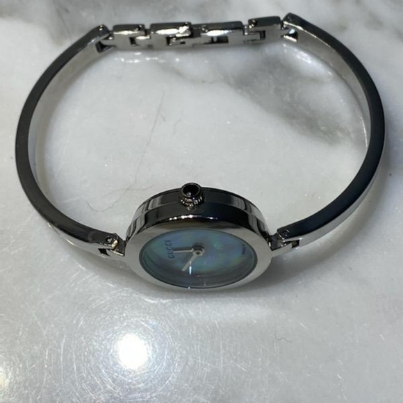 Gucci watch - Picture 4 of 5